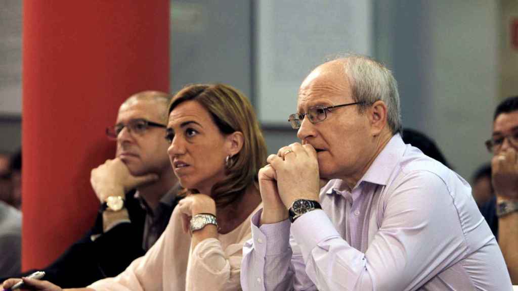 José Zaragoza (i), Carme Chacón (c) y José Montilla (d)