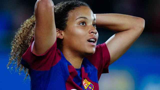 Vicky López se lamenta por una ocasión fallada en el Barça femenino-Levante