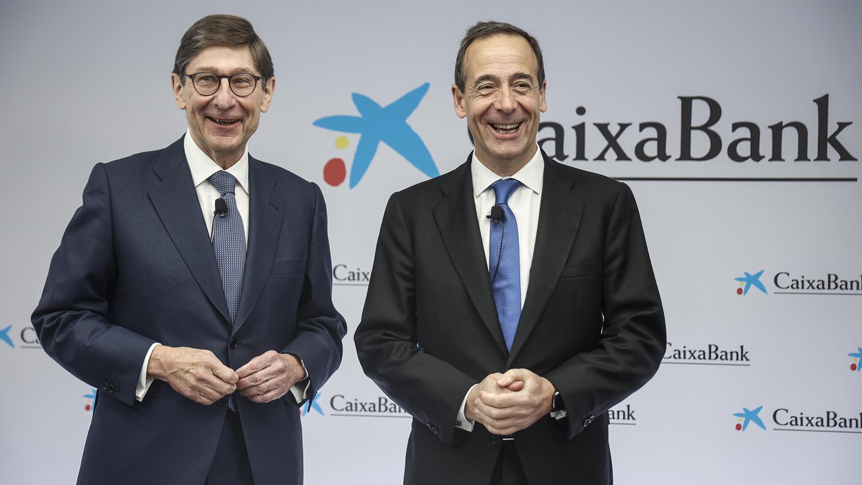 El presidente de Caixabank, José Ignacio Goirigolzarri (izq..), junto al consejero delegado, Gonzalo Gortázar / EP