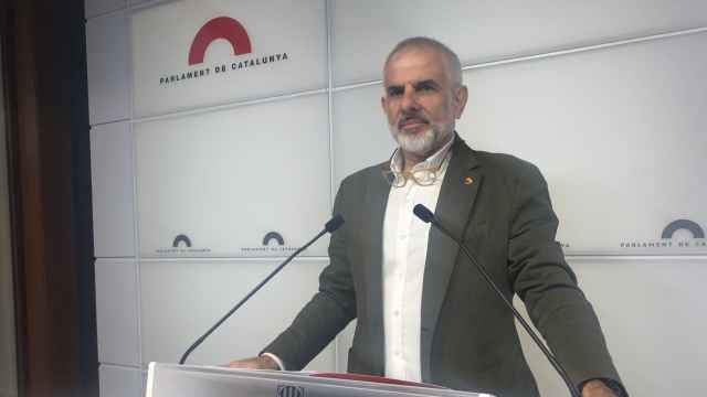 El presidente de Ciutadans en el Parlament, Carlos Carrizosa, en una rueda de prensa