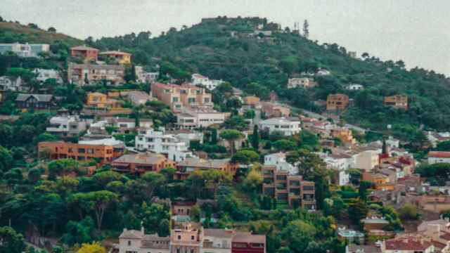 Imagen de urbanizaciones en Begur, en la Costa Brava, Girona