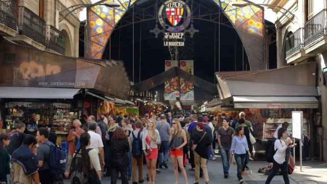 Acceso al Mercado de San Josep de Barcelona, conocido como La Boquería