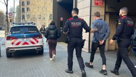 Los Mossos d'Esquadra arrestan a un conductor drogado en el centro de Barcelona