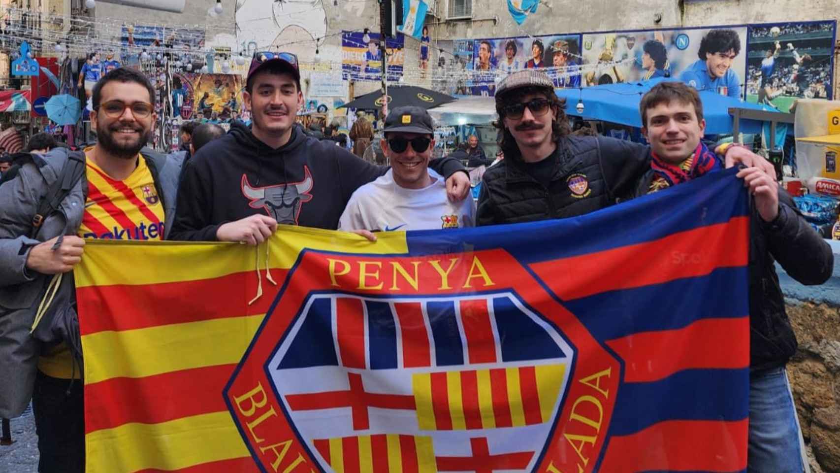 Varios hinchas del Barça dicen presente en Nápoles