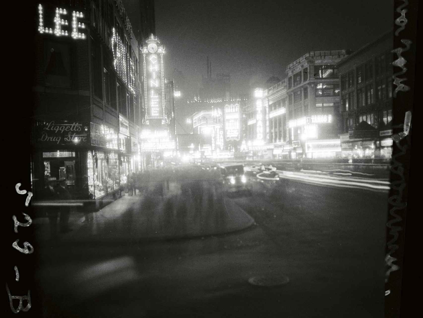 Fotografía de una calle de Brooklyn de 1926