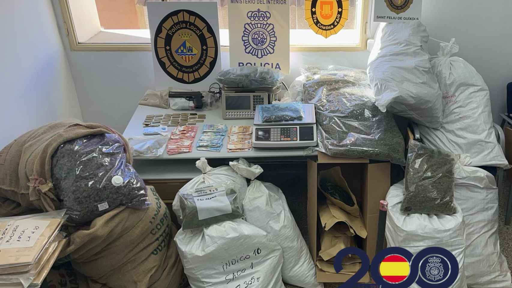 La droga incautada por la Policía Nacional en la Costa Brava