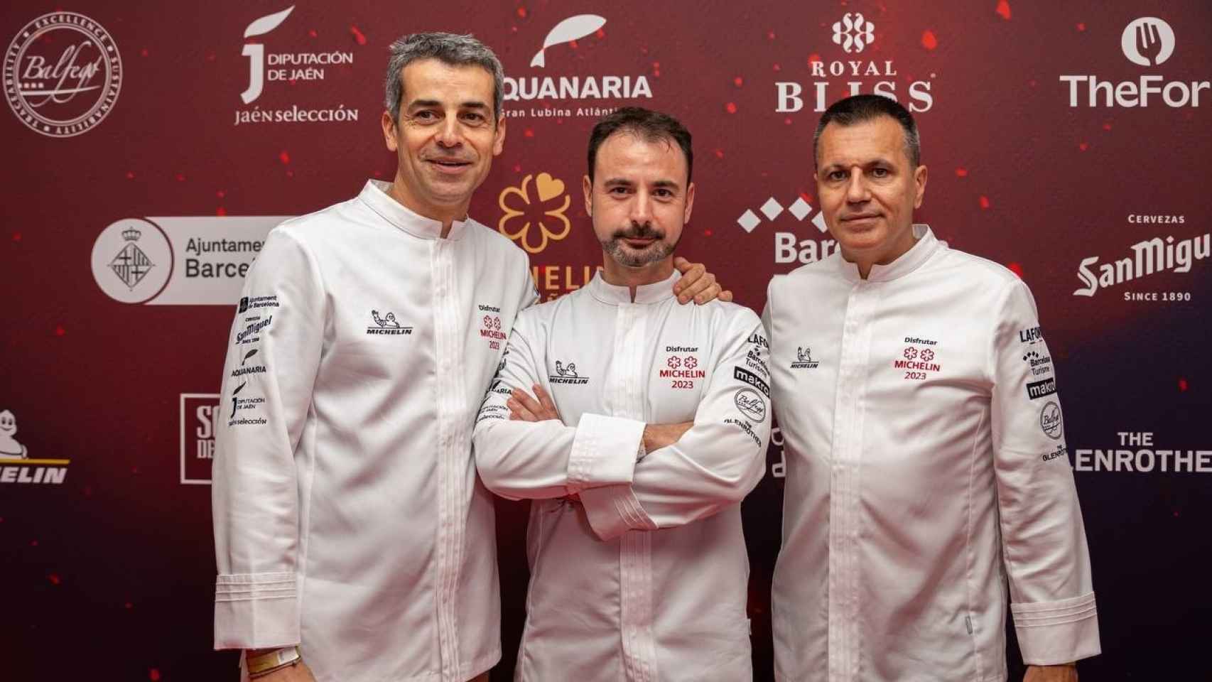 Los cocineros Eduard Xatruch, Oriol Castro y Mateu Casañas, chefs del restaurante Disfrutar, en la gala de entrega de las estrellas Michelín