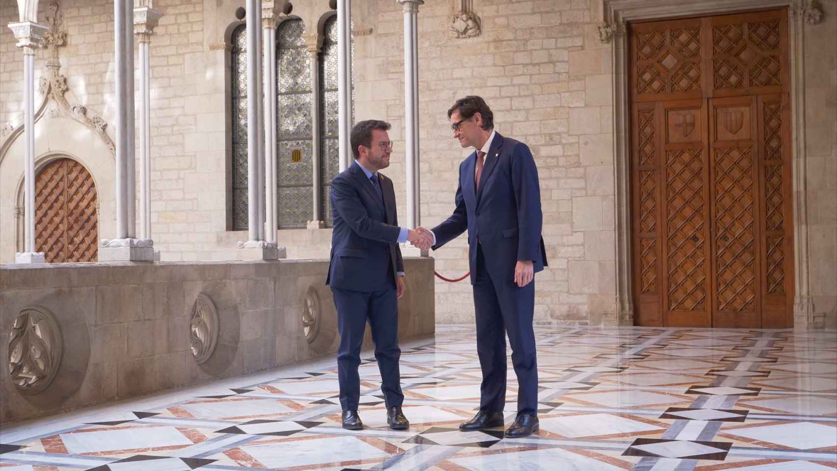 Pere Aragonès y Salvador Illa oficializan su acuerdo por los presupuestos catalanes de 2024