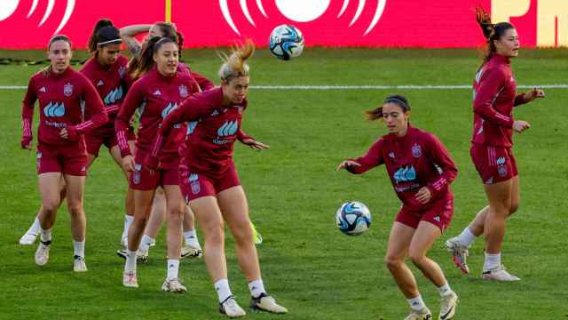 Alexia Putellas y Aitana Bonmatí preparan la final de la Nations League con la selección española