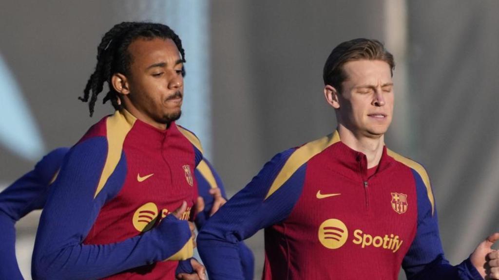 Koundé y Frenkie de Jong, durante un entrenamiento del Barça