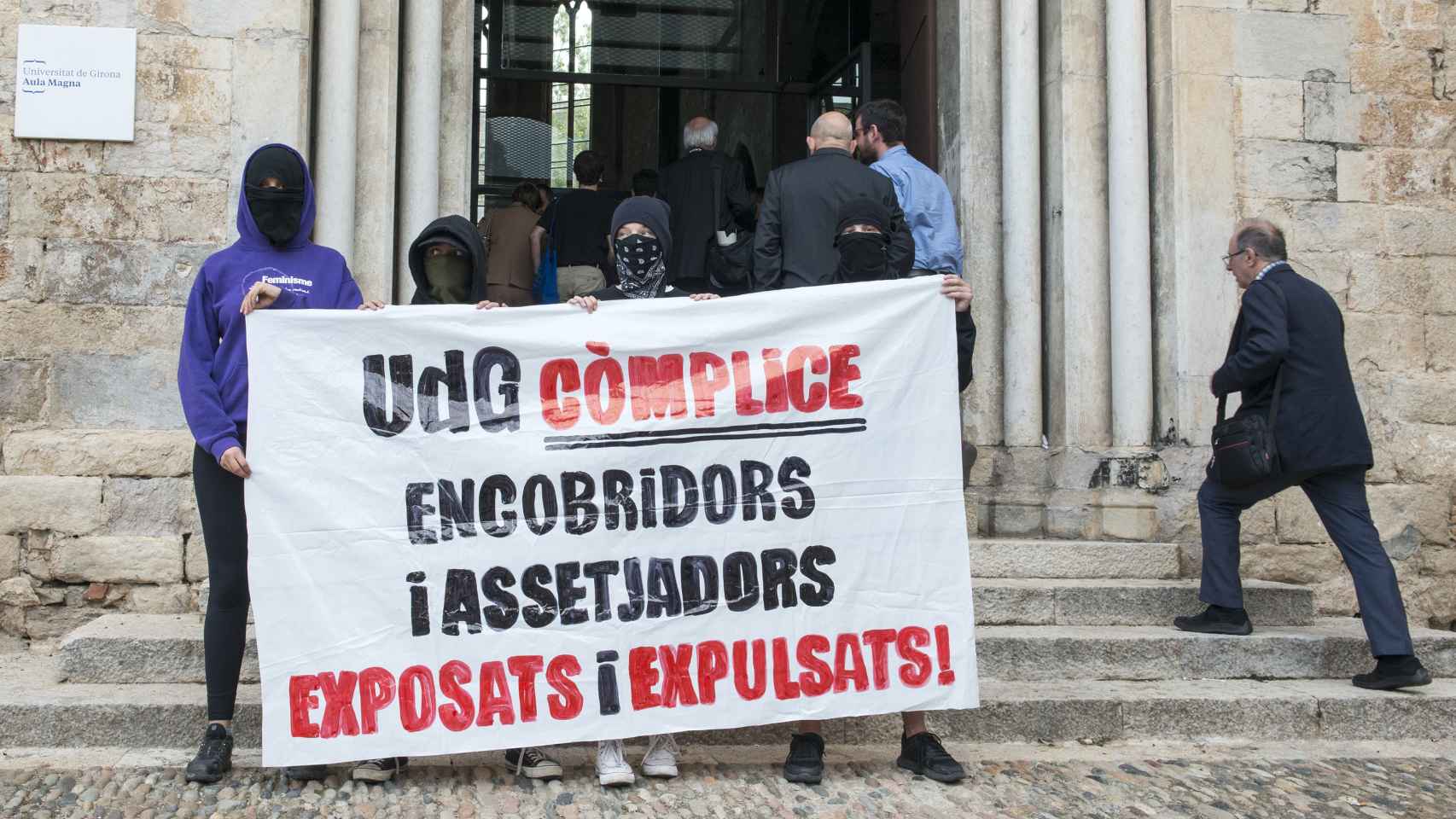 Protesta contra el encubrimiento del acoso sexual en la Universidad de Girona, en octubre de 2022
