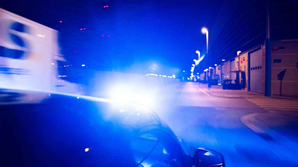 Los 'fura' de Badalona cruzan la ciudad a toda velocidad tras un falso aviso de tiroteo