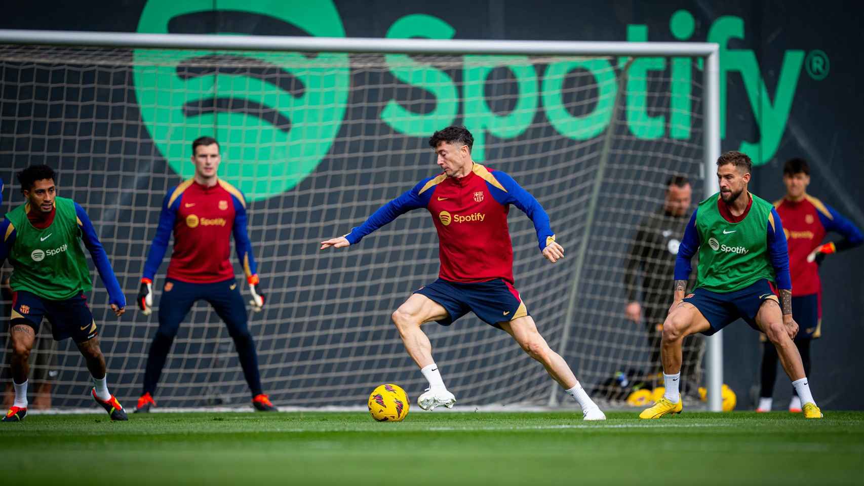 Lewandowski, durante el entrenamiento del Barça previo al duelo contra el Athletic