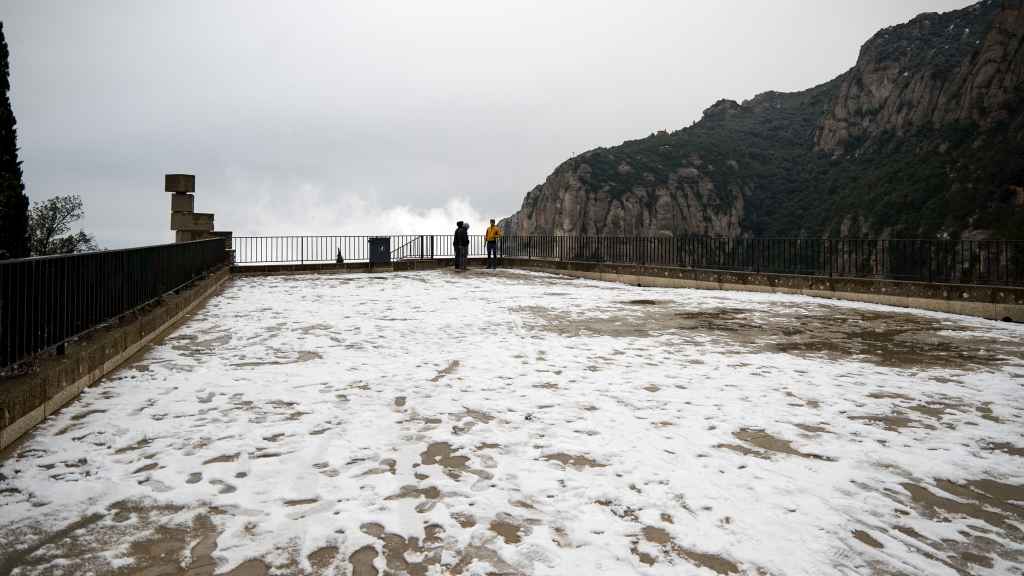 Mirador de Montserrat nevado