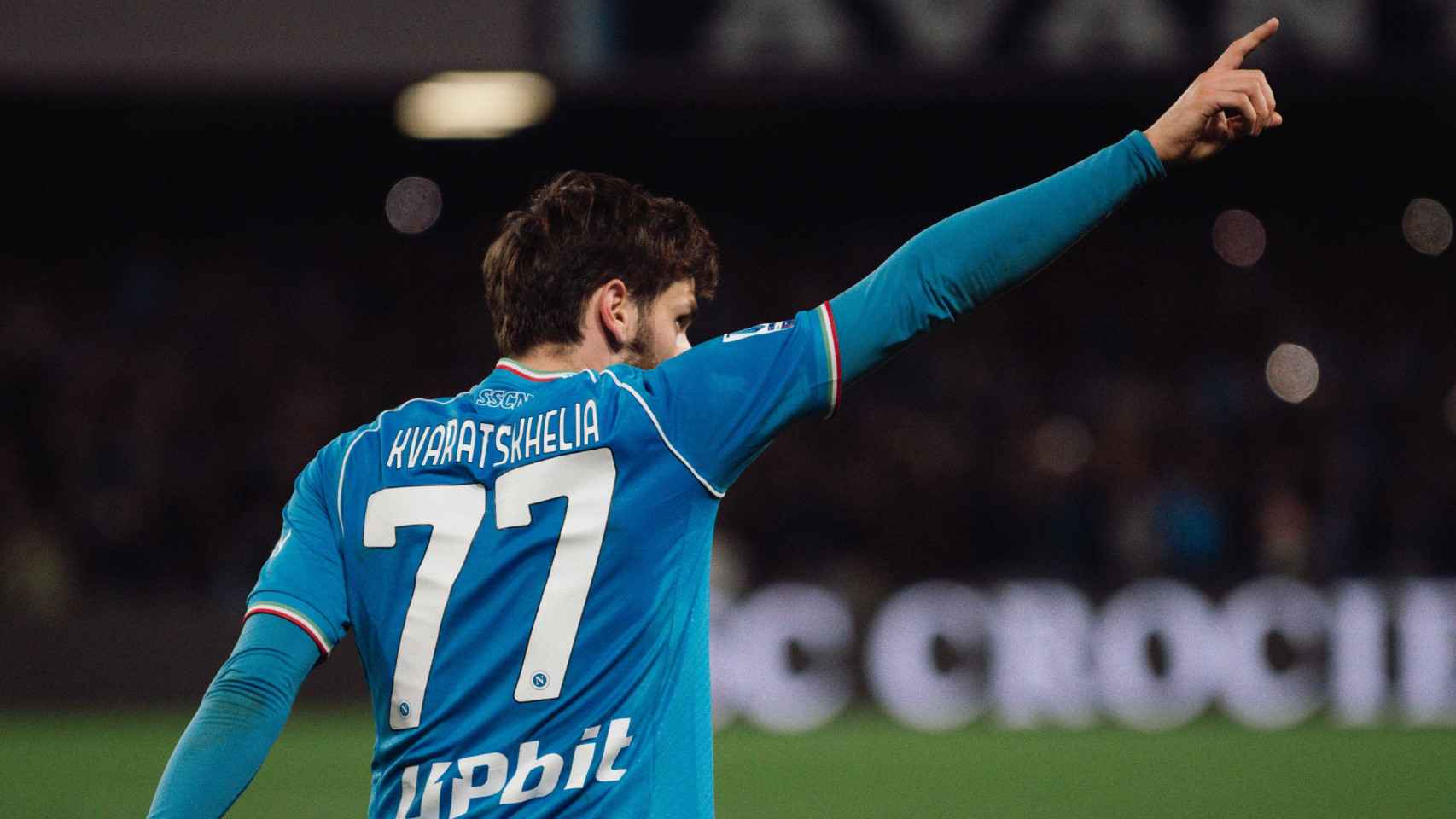 Kvaratskhelia festeja un gol anotado contra la Juventus