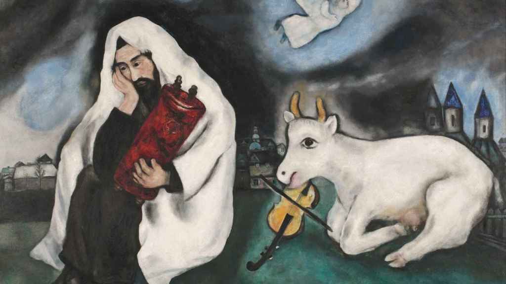 El lienzo ‘Soledad’ (1933), de Marc Chagall, en el que representa a un rabino con la Torá.