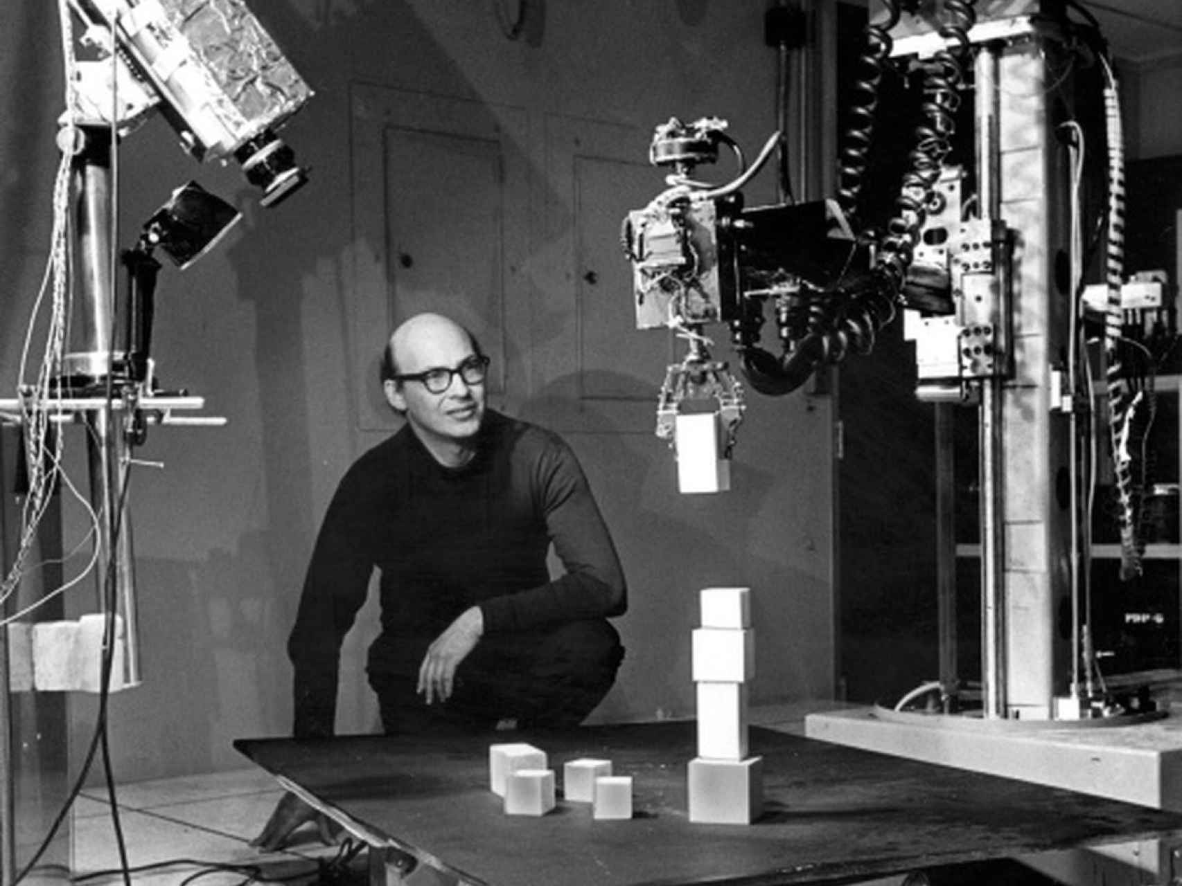 Marvin Minsky en el laboratorio del Massachusetts Institute of Technology in 1968.