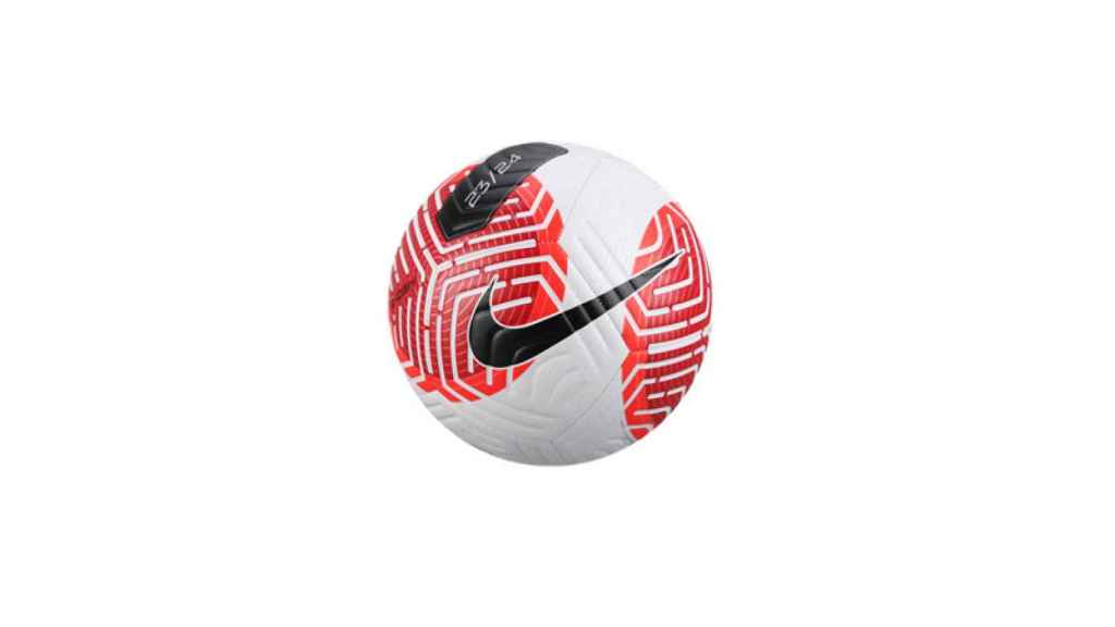 Los balones de la RFAF, de Nike, a 20 euros