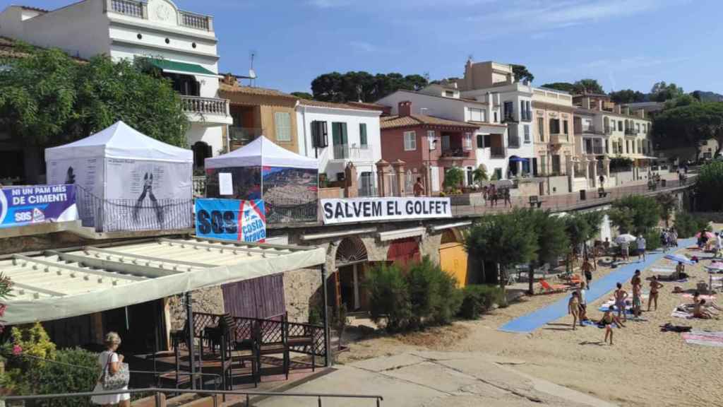 Una protesta de SOS Costa Brava