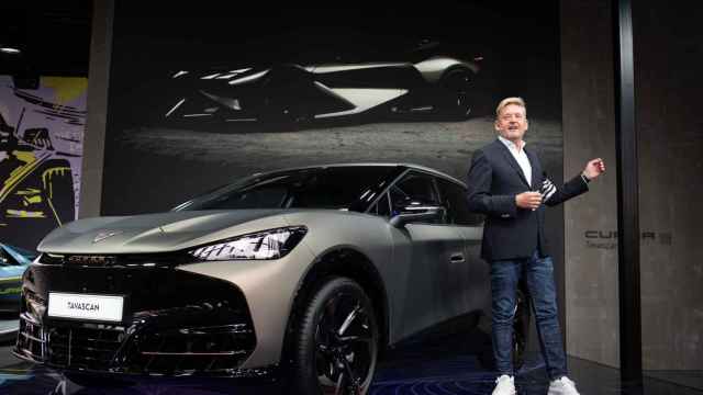 El presidente de Cupra, Wayne Griffiths, presenta el nuevo coche eléctrico Cupra Tavascan