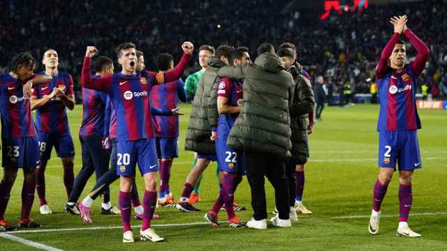 Los futbolistas del Barça, eufóricos tras eliminar al Nápoles
