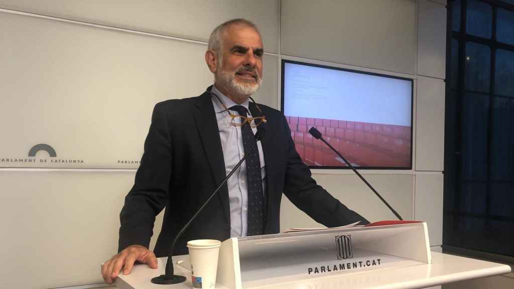 El líder de Ciutadans en Cataluña, Carlos Carrizosa, en rueda de prensa