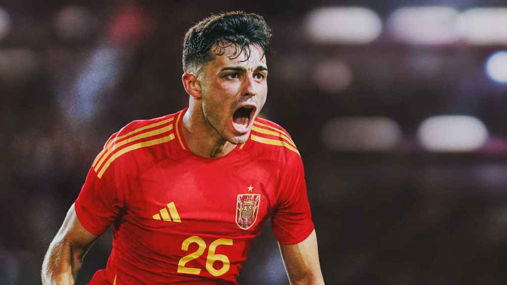 El diseño de la camiseta de la selección española con Pedri como protagonista