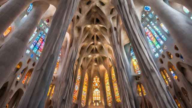Imagen de la Sagrada Familia generada con IA