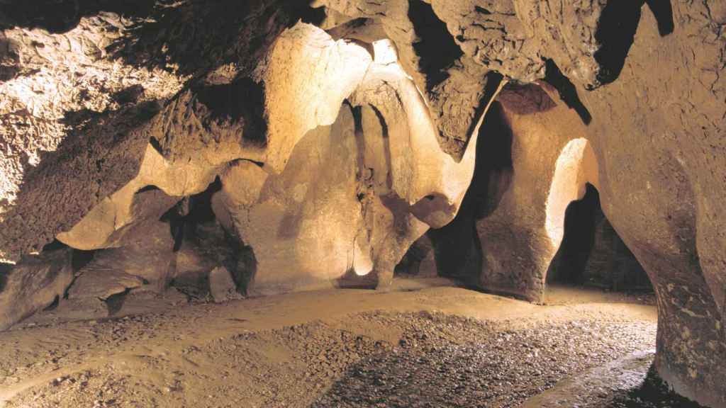 Cuevas del Toll