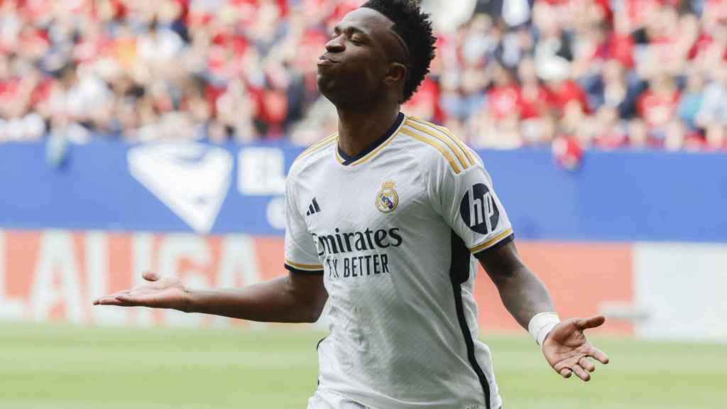 Vinicius celebra su gol a Osasuna en el minuto tres