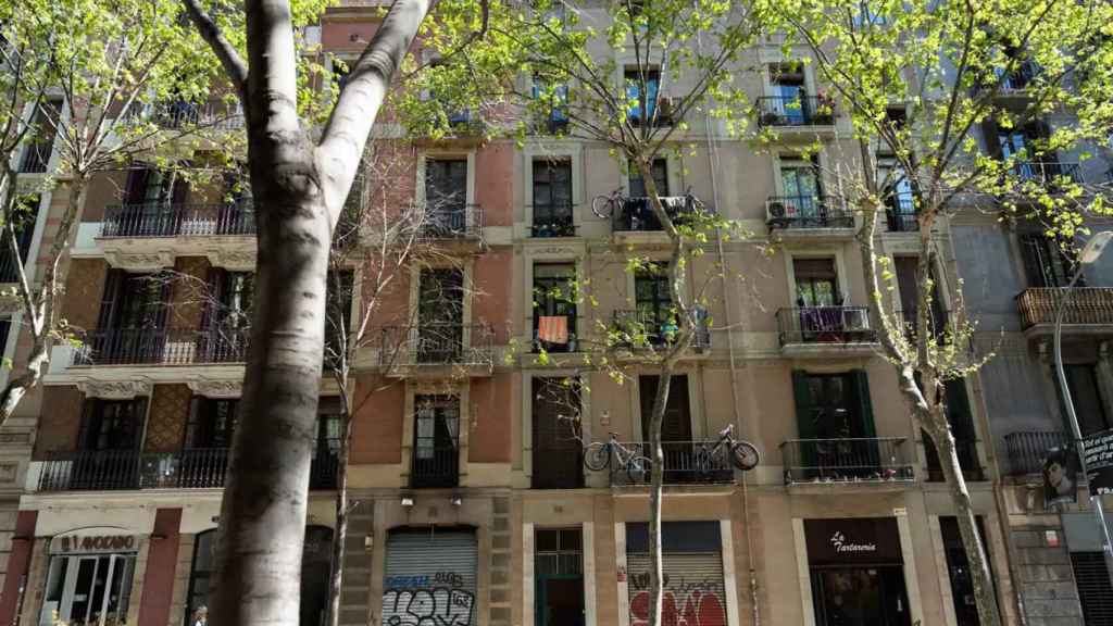 El bloque conflictivo en pleno Eixample