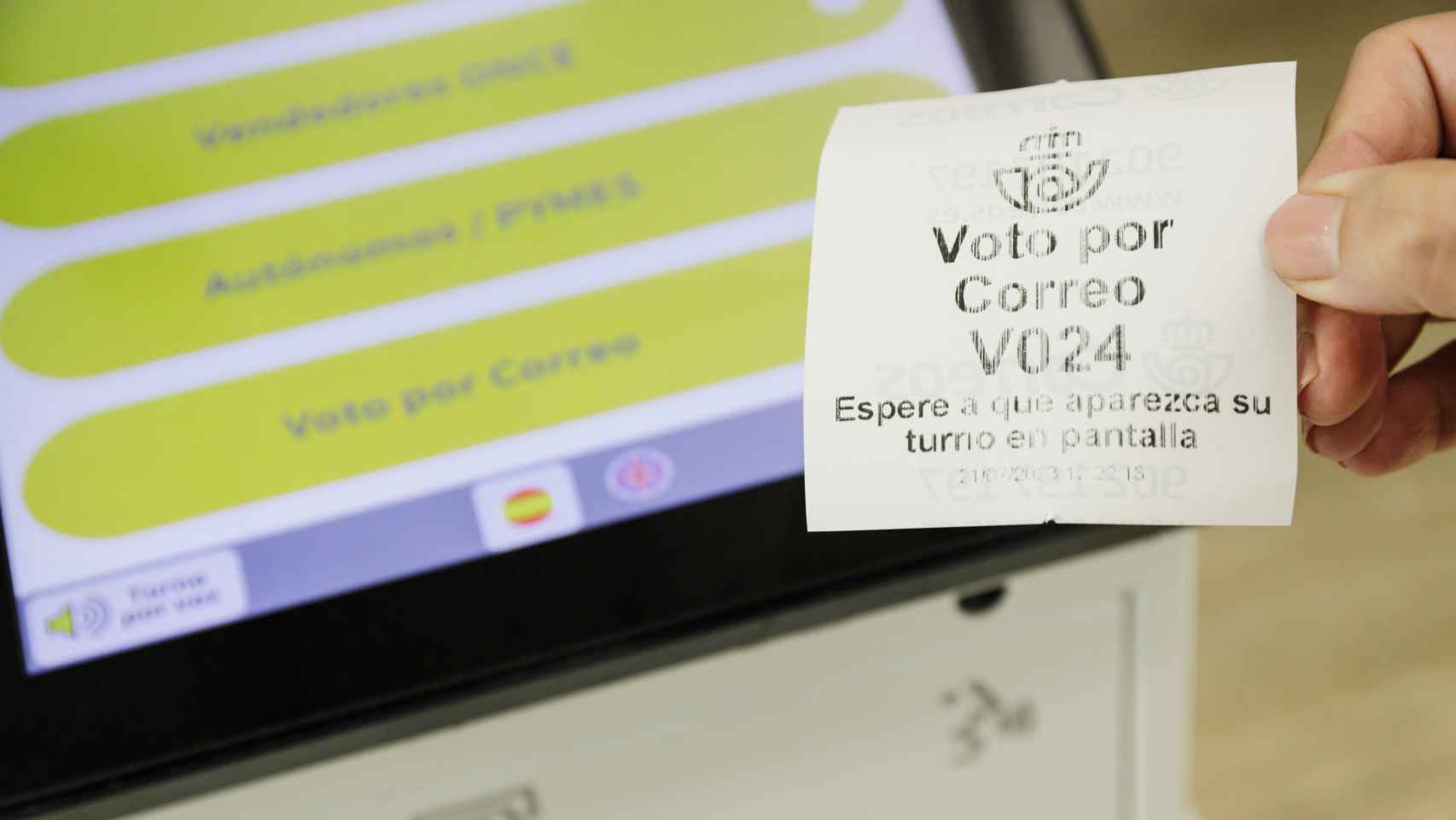 Un ticket del turno para pedir voto por correo