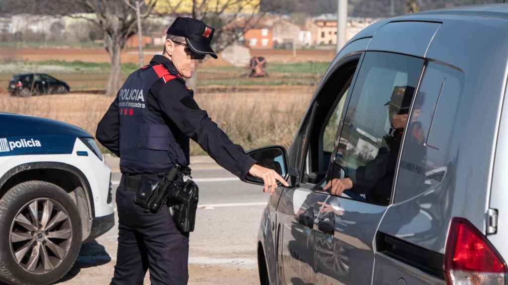 Agente de los Mossos en un dispositivo anterior