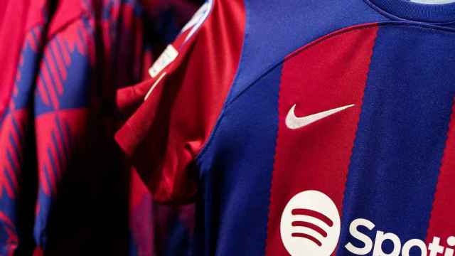 La camiseta del Barça 2023-24 con el logo de Nike