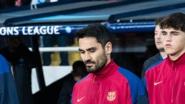 Gundogan saliendo del túnel de vestuarios de Montjuïc