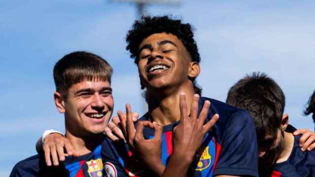 Lamine Yamal festeja un gol anotado con el juvenil del Barça en la 2022-23