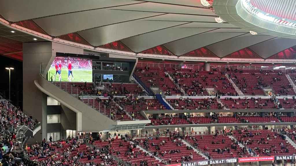 El videomarcador del Estadio Metropolitano, ubicado en la zona lateral