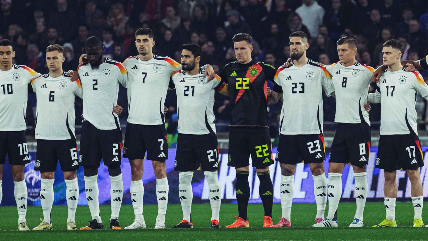 Gundogan y Ter Stegen con la selección alemana, antes de un amistoso contra Francia