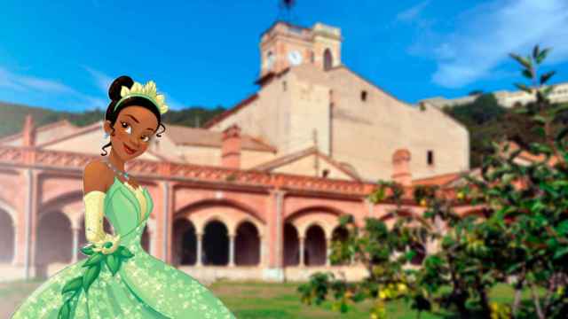 Creación con la princesa Disney Tiana y la cartuja de Montalegre del pueblo catalán