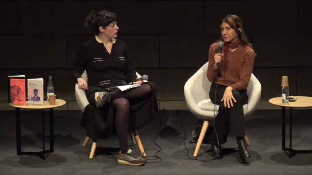 Lucía Lijtmaer y Ottessa Moshfegh, en el acto del CCCB