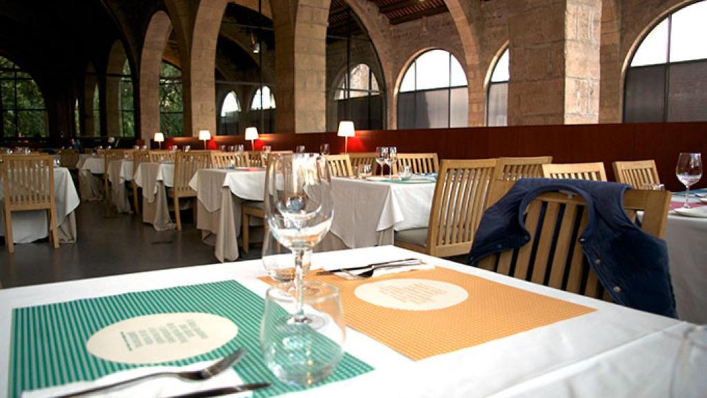 Interior del restaurante Norai en el Museu Marítim