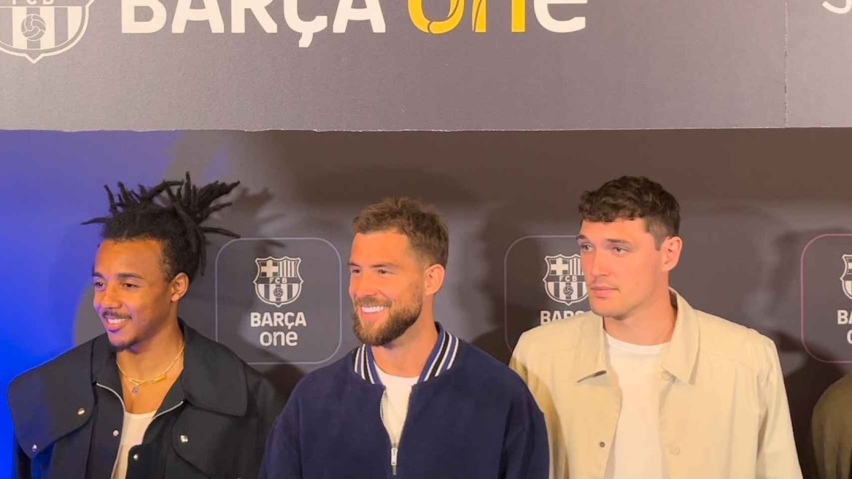 Koundé, Iñigo y Christensen, durante la presentación de Barça One