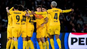 Los jugadores del Barça, eufóricos tras marcarle un gol al PSG