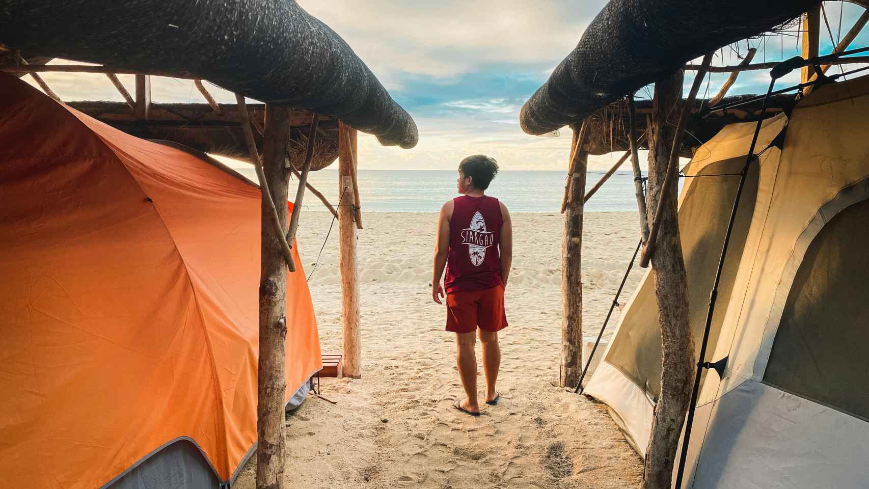 Imagen de un camping en una playa