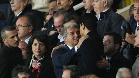 Joan Laporta y Nasser Al-Khelaifi, tras la victoria del PSG en Montjuïc
