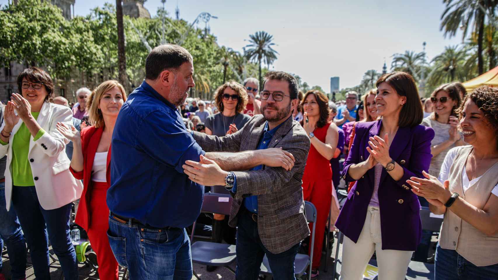 El presidente de ERC, Oriol Junqueras (i) y el presidente de la Generalitat de Catalunya, Pere Aragonés (d), durante el acto de ERC