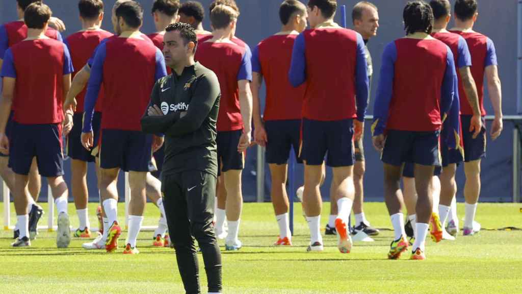 Xavi en un entrenamiento en la Ciutat Esportiva Joan Gamper del Barça