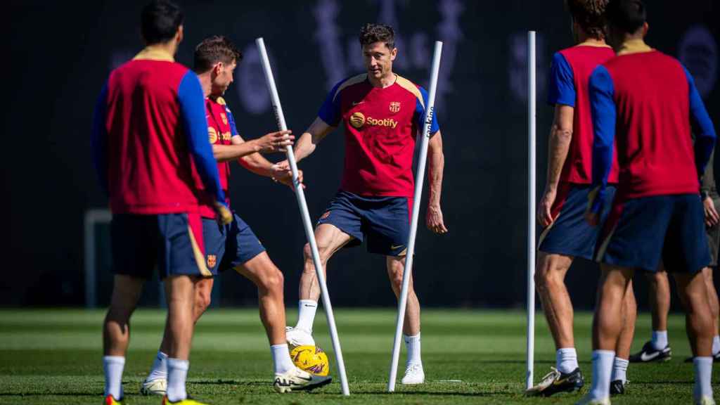 Los futbolistas del Barça se preparan para el clásico en el Santiago Bernabéu