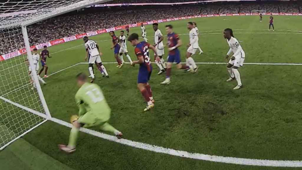El gol fantasma de Lamine Yamal en el clásico del Santiago Bernabéu
