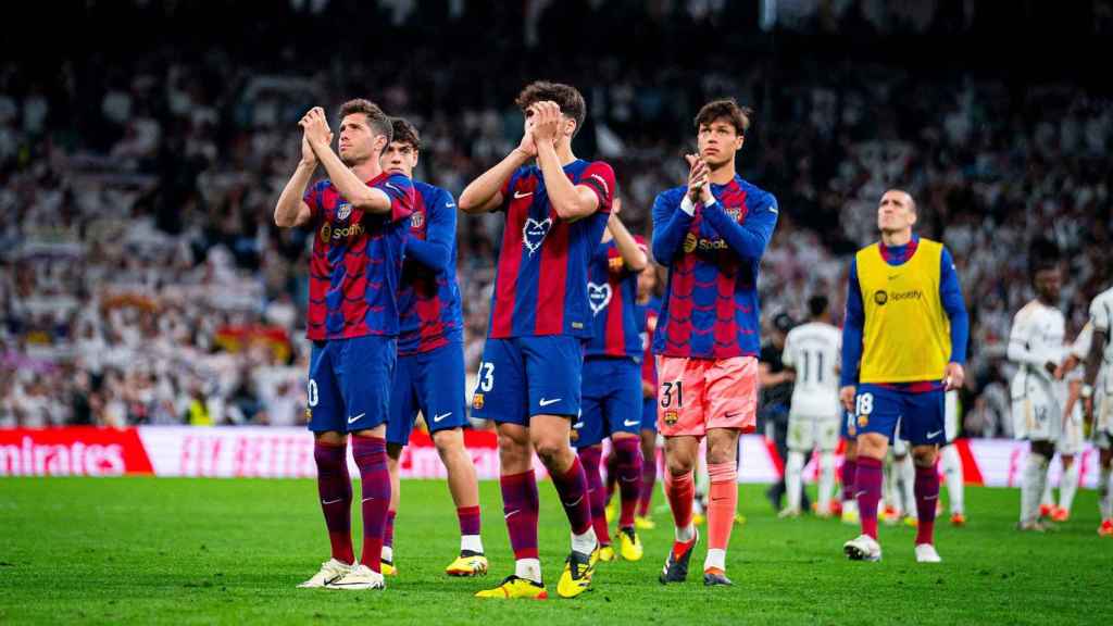 Los futbolistas del Barça agradecen el apoyo de los culés que fueron al Bernabéu